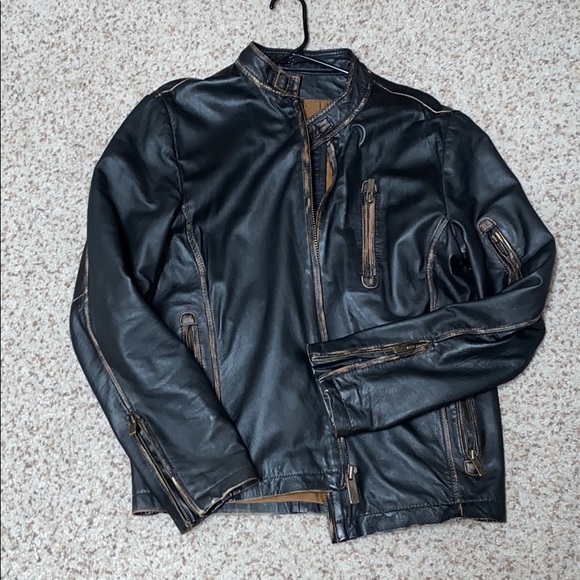 Leather Jacket 🔥 - Picture 4 of 8